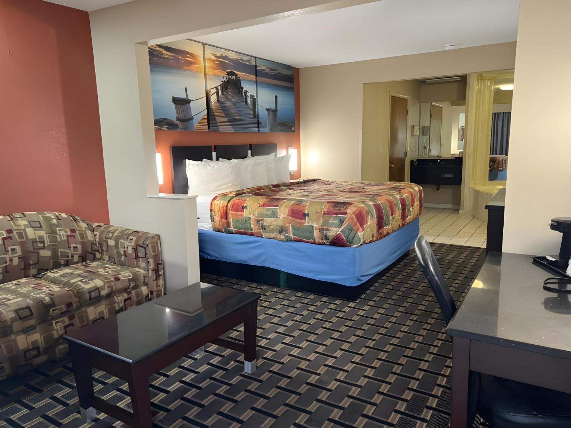 Days Inn & Suites By Wyndham Pine Bluff Εξωτερικό φωτογραφία